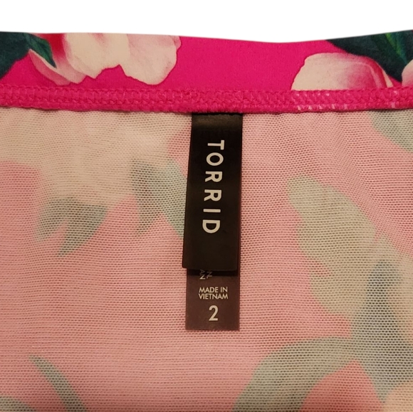 Women’s 2X Torrid High-Rise Ruched Floral Print Bikini Bottom - Picture 2 of 3